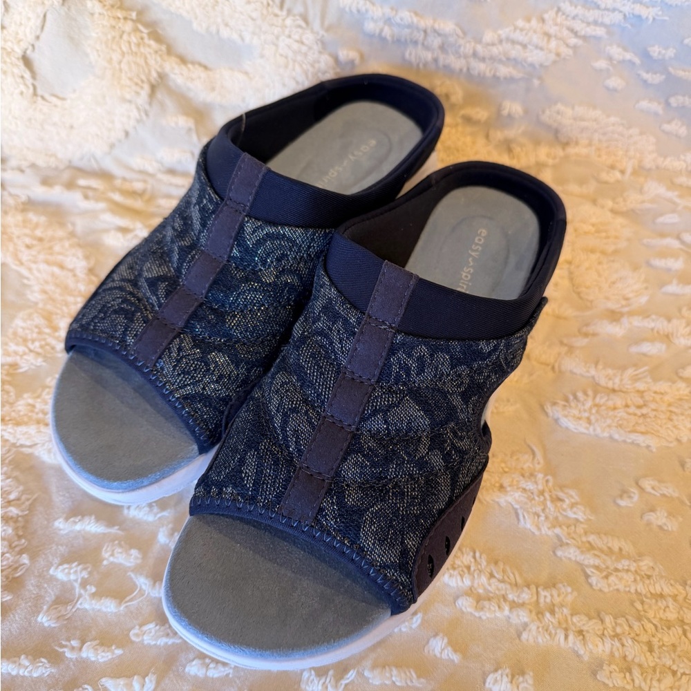 Easy Spirit Dark Blue Patterned Slip-Ons #499 - Picture 3 of 4